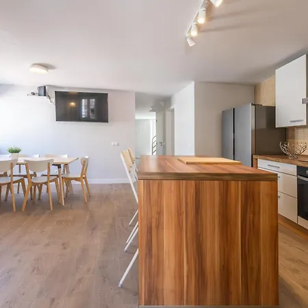 Blue Door Algarve - * Портіман