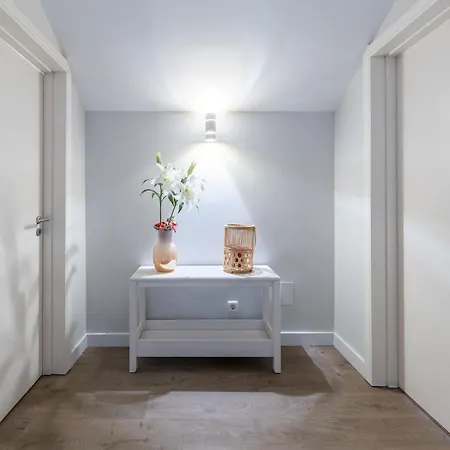 Blue Door Algarve - Portimão