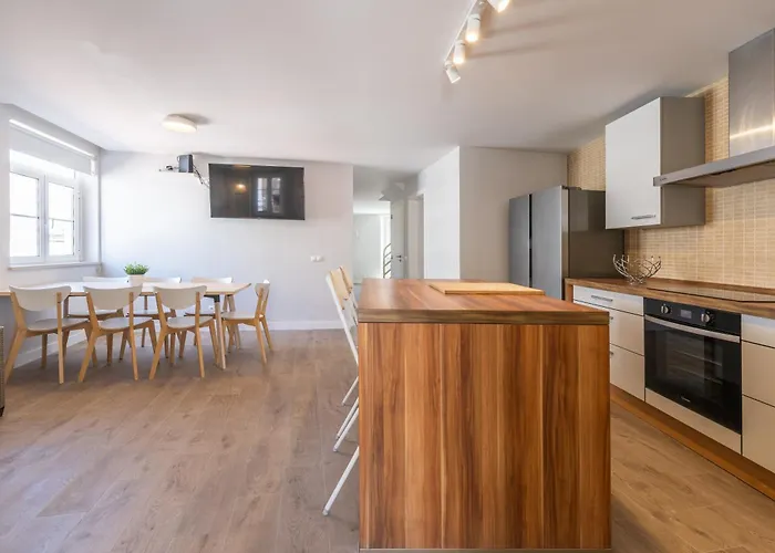 Blue Door Algarve - * Portimão