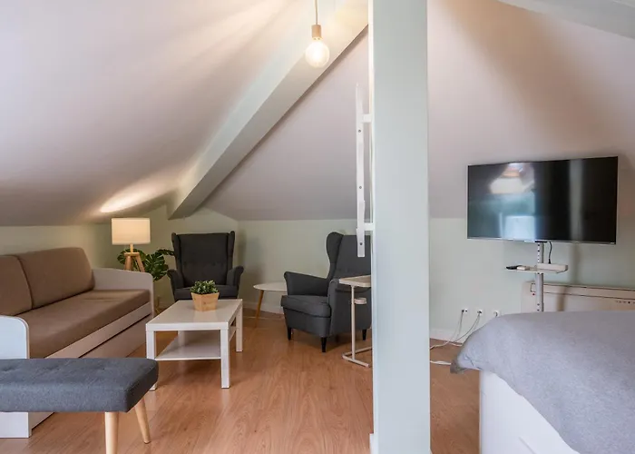 Blue Door Algarve - * Portimão